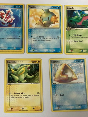 Pokémon cards used, pack of 5 with Snorunt, Electrike, Grovyle, Mudkip & Goldeen