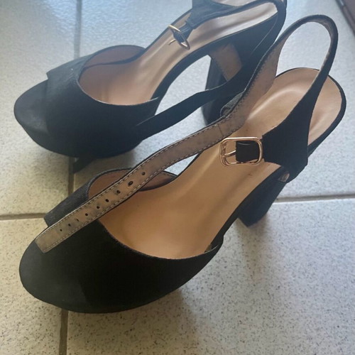 High-heeled castor sandals like new, black, size 37