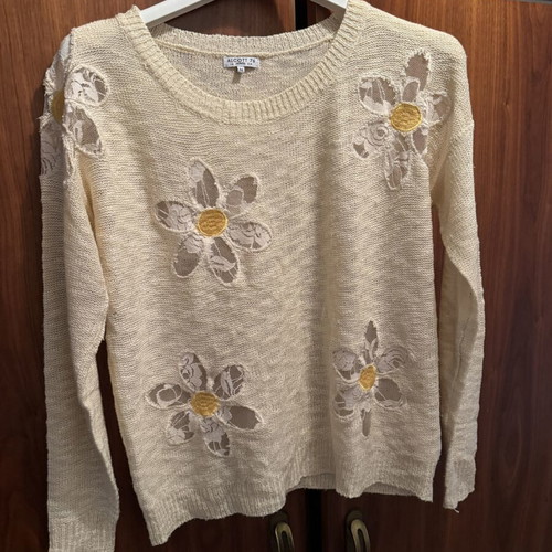 Knitted blouse set medium/large like new, 2 pieces