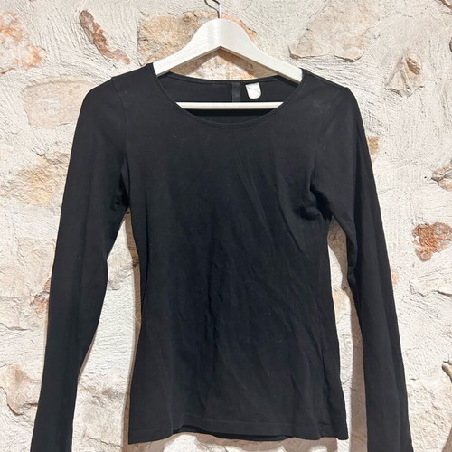 H&M basic shirt size 6 like new, black