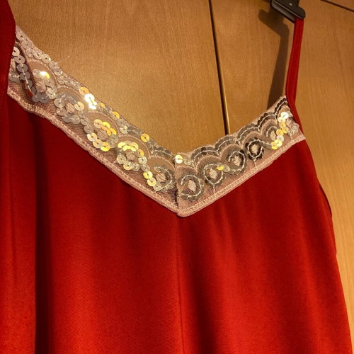 Red shirt with straps like new, decorative bust design, size S