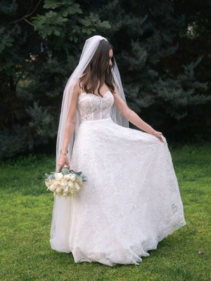 Nicole Milano Pronovias wedding dress like new, white, size XS/S