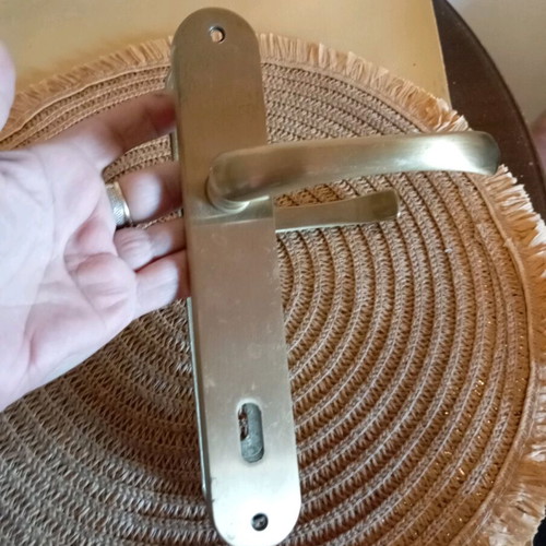 Large bronze door handle used, dimensions 22x3.5
