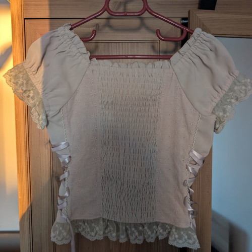 Axes femme lace blouse, beige, size S