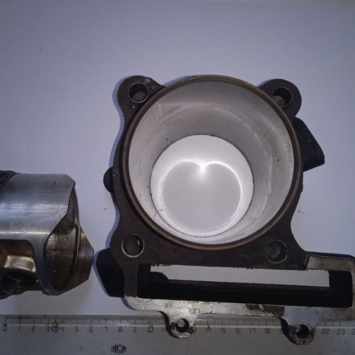 Kawasaki klr 250 cylinder piston used, std 74mm, made in Japan