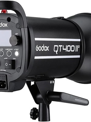 Godox Flash QT400ii like new, fast speed