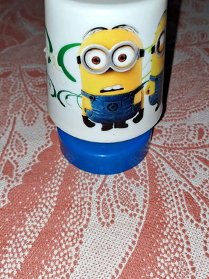 Minion table lamp for kids used