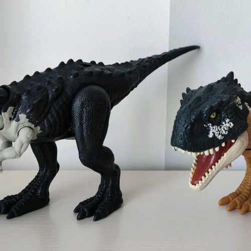 Jurassic World dinosaurs with sound and movement new