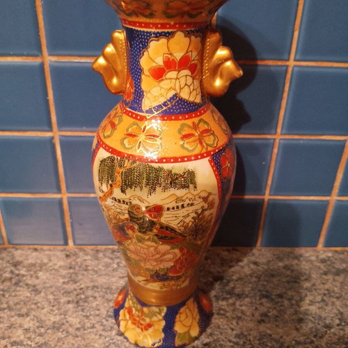 Japanese vintage decorative vase with handpainted design used