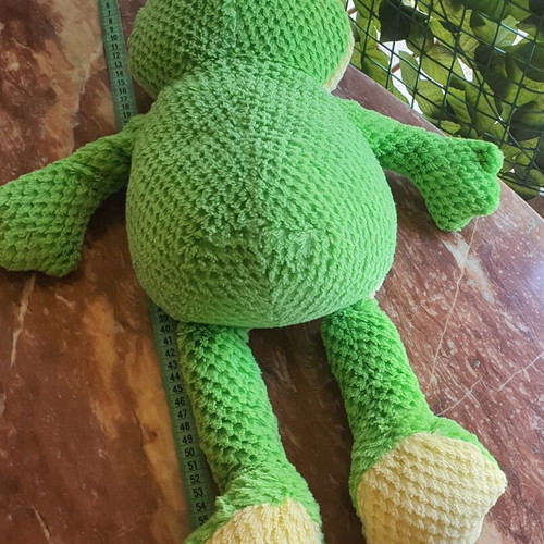 Frog plush toy like new