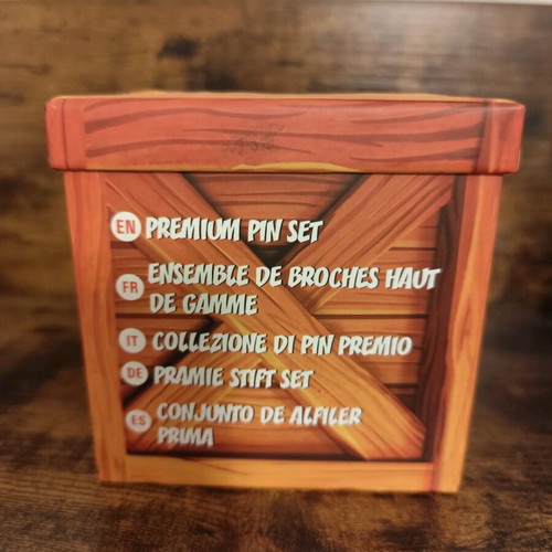 Crash Bandicoot collectible box with Numskull badges like new