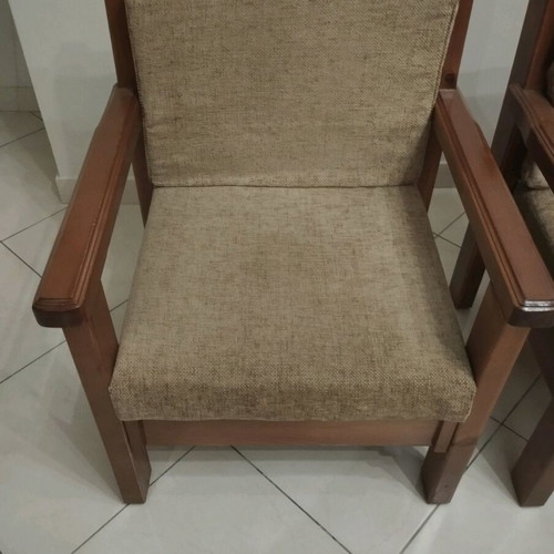 Set of 2 used wooden armchairs with cushions