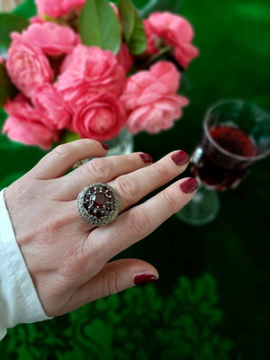 Antique ring used, large sterling silver with red garnets and marcasite, size 18