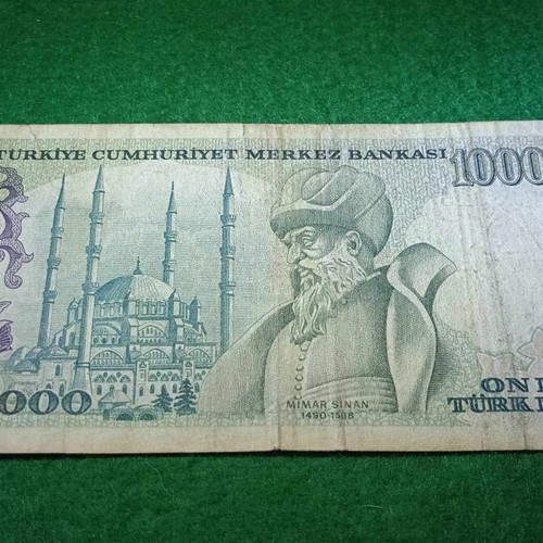 10000 Lira banknote Turkey 1970 used