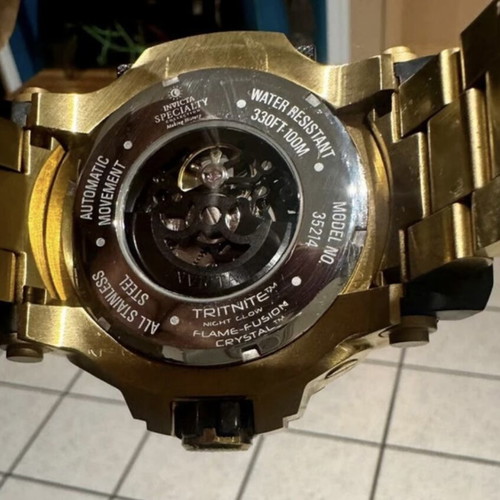 Invicta speciality diamond watch new, gold color, waterproof