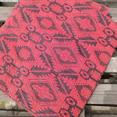 Large wool handwoven rug like new, 205x210 cm