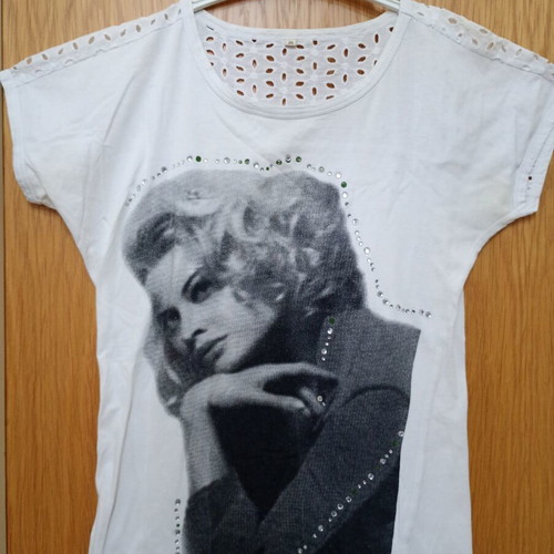 Cotton short-sleeve T-shirt with guipure detail