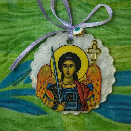 Amulets made of liquid glass handmade, new