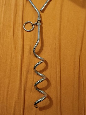 Pet tie-down base like new
