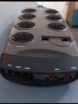 Belkin Surge Master surge protector 7 outlets with switch and 2.90 m cable like new