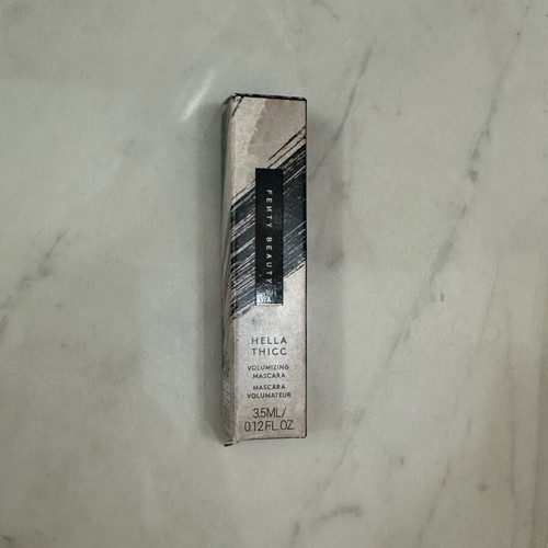 Fenty Beauty Hella Thicc Volumizing Mascara sample 3.5ml new