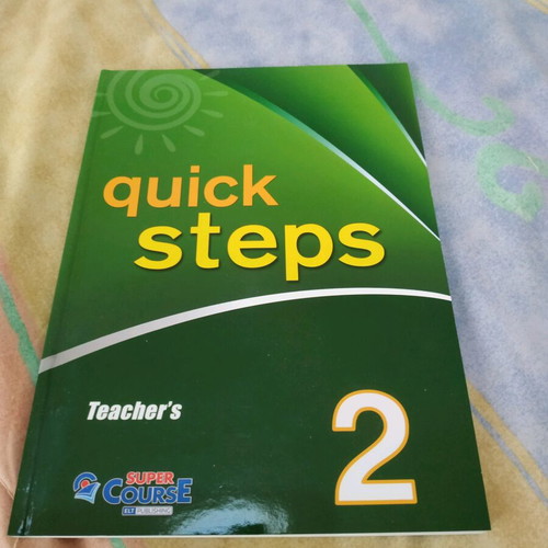 English books like new with CDs B Senior and D Senior
