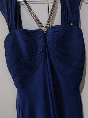 Evening dress blue, like new, sizes M to XL