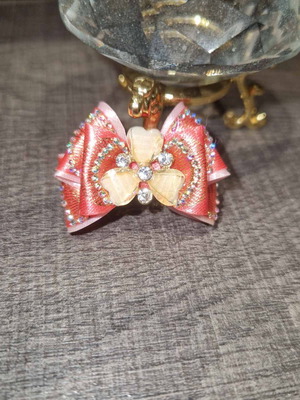 Professional handmade dog bows like new
