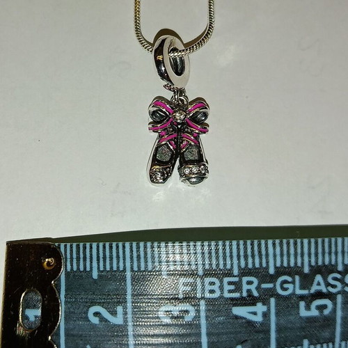 Ballerina Shoes Pendant new, silver with fuchsia ribbon