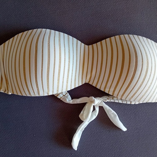 Strapless swimsuit bra like new, beige with gold stripes, size L