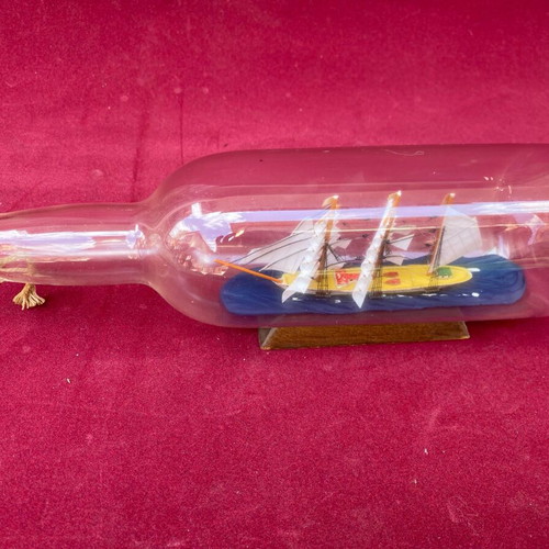 Decorative bottle with ship like new