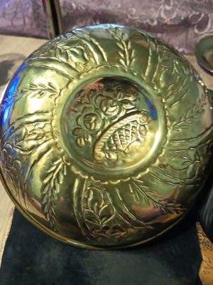 Vintage collection of silver-plated and bronze items like new