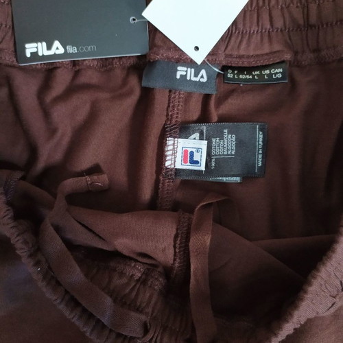 Fila athletic shorts new brown with pockets Large