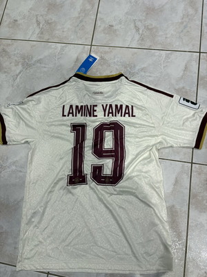 Lamine Yamal Spain Away Jersey used, size large