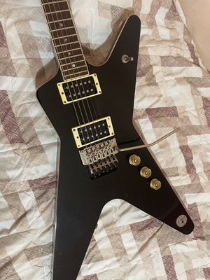 Dean ML 79 Korean electric guitar