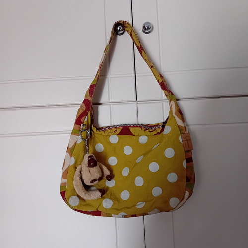 Kipling Vintage Hobo Bag like new, polychrome shoulder style