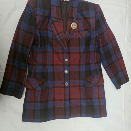 Vintage Barbara Alan long tartan blazer with metal buttons and brooch, like new