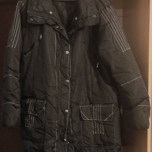 Women's black jacket with belt like new