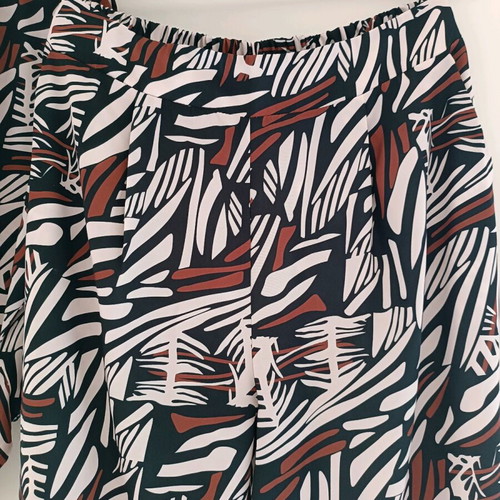 Maki Philosophy set pants and blouse like new