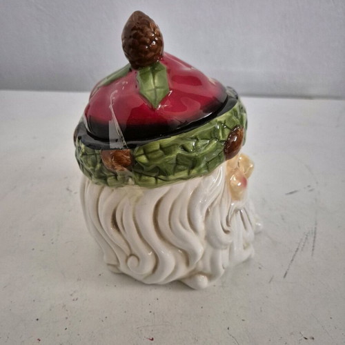 Porcelain Santa Claus head for cookies new