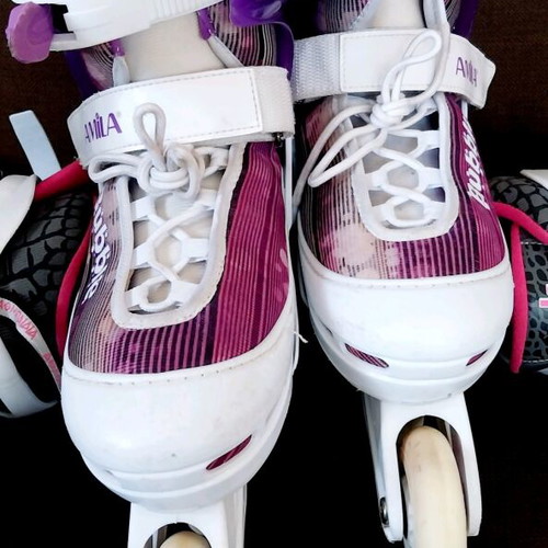 Amila Bubble roller skates like new, adjustable size 38-41