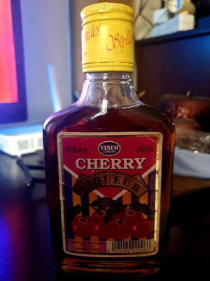 Vinco London Cherry Liqueur vintage sealed