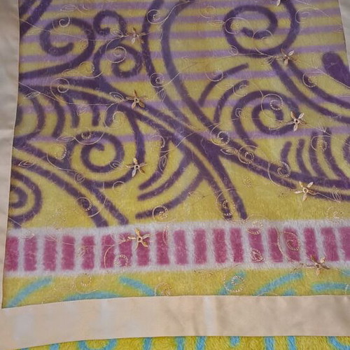 Small table linen used without fringes