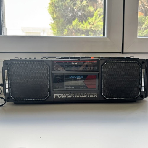 Vintage radio cassette player used, excellent working condition