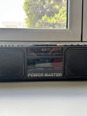 Vintage radio cassette player used, excellent working condition