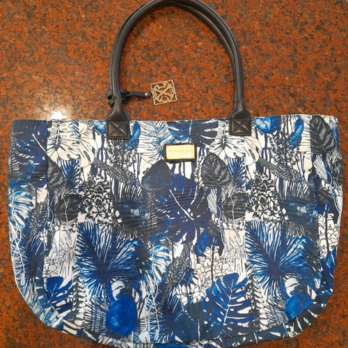 Christian Lacroix shoulder bag like new, white and blue