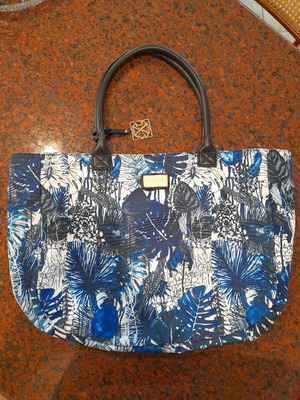 Christian Lacroix shoulder bag like new, white and blue
