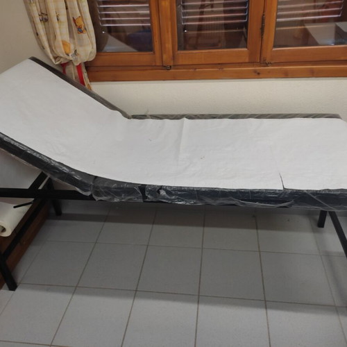 Professional Examination Bed with Anti-Slip Footstool like new, black