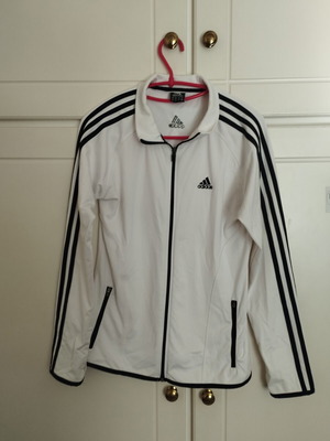 Adidas white jacket used with slightly broken pocket zipper