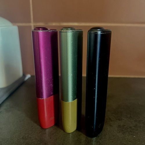 IQOS ILUMA i ONE Kit and IQOS ILUMA ONE